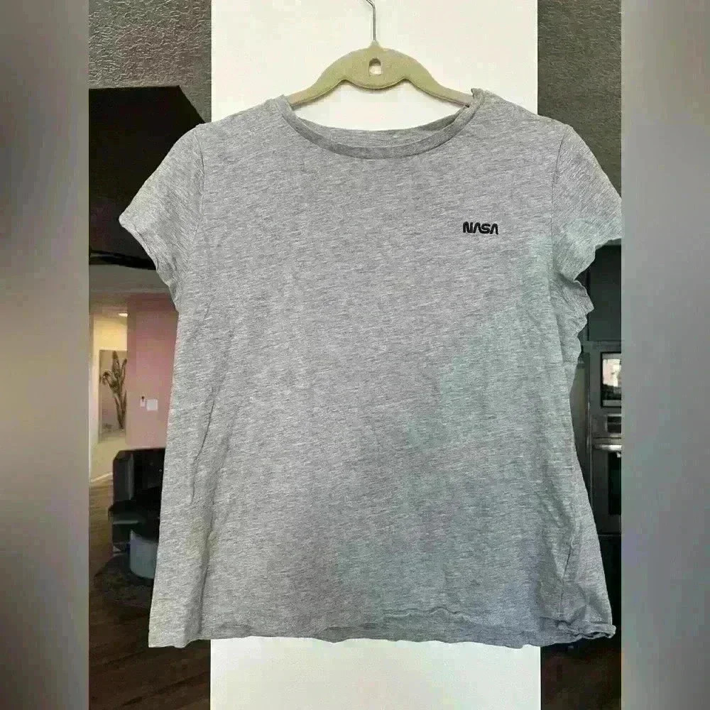 H&M NASA shirt sz L